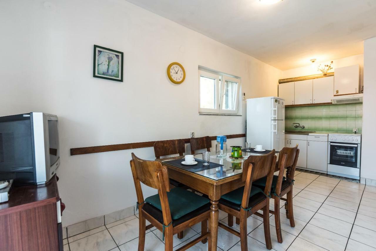 Kiwi Apartments 고르니 카린 외부 사진