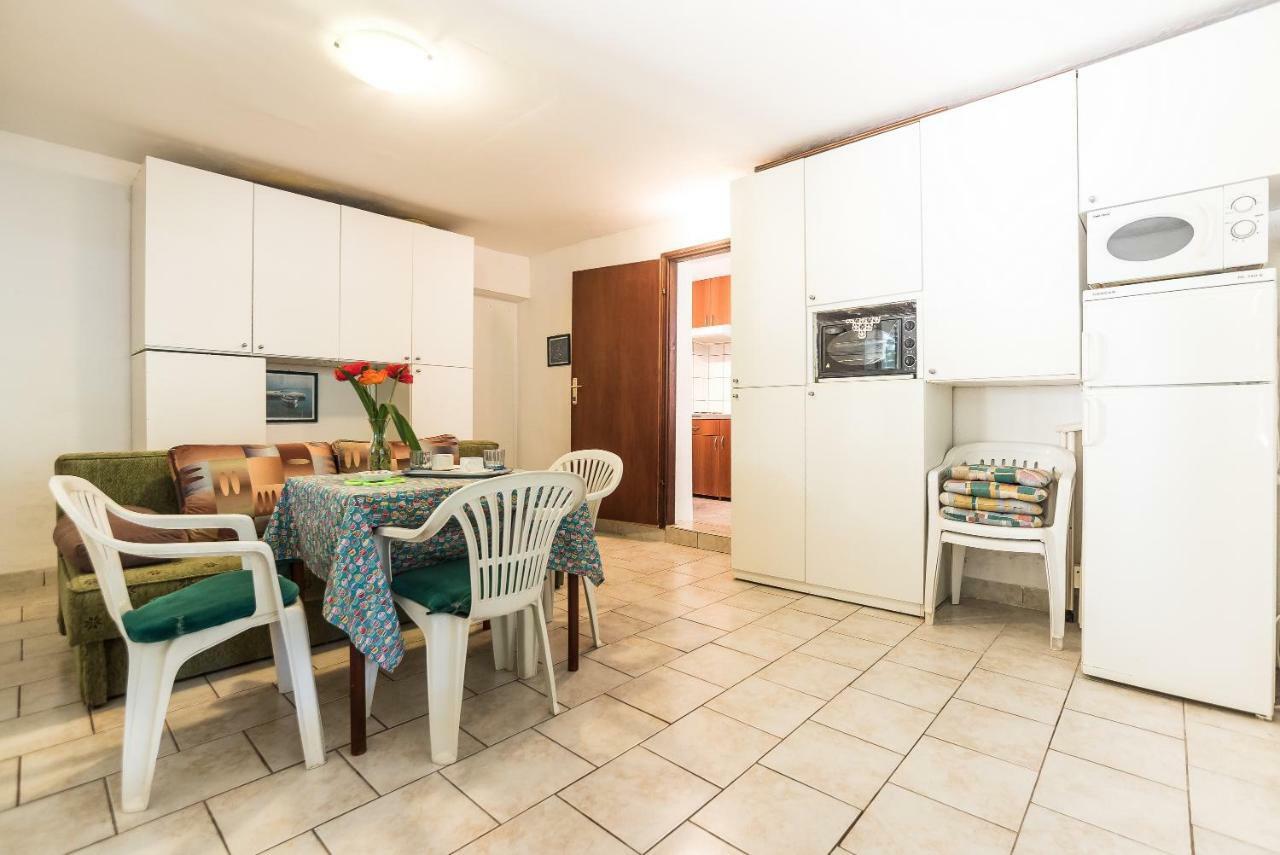 Kiwi Apartments 고르니 카린 외부 사진